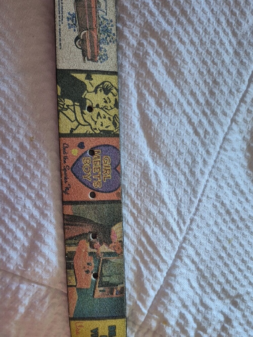 Vintage Graphic Yellow Print Leather Belt - Unbranded - Picture 5 of 7
